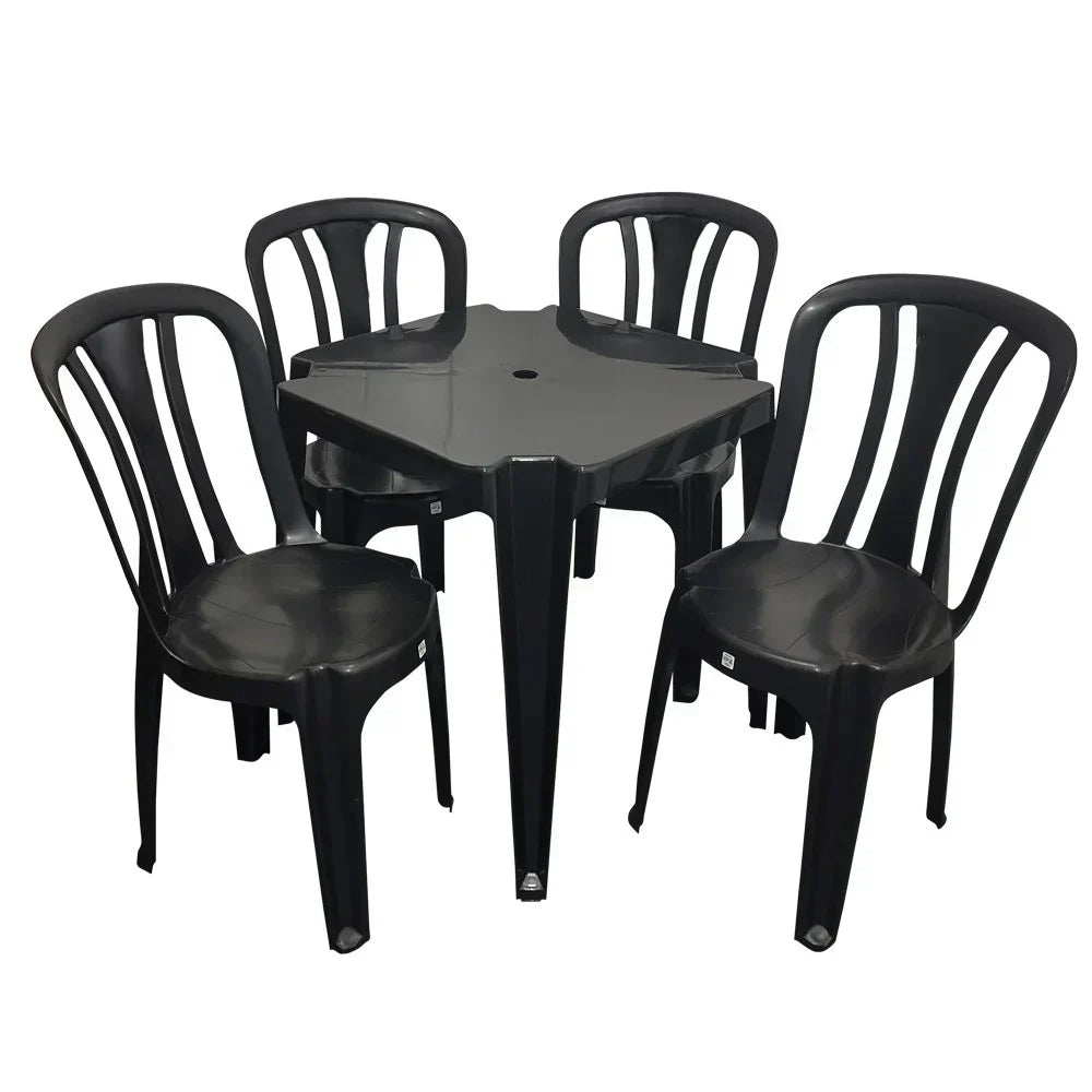 Conjunto/Jogo de Mesa com 4 Cadeiras Plásticas Bistrô Suporta 182kg Oferta